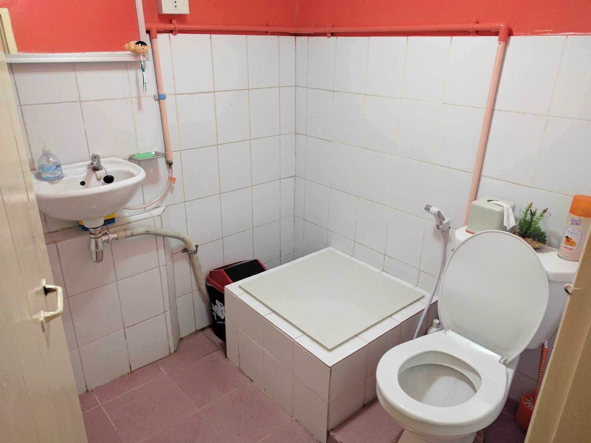 Funky Box Hostel Chiang Khong Exterior foto