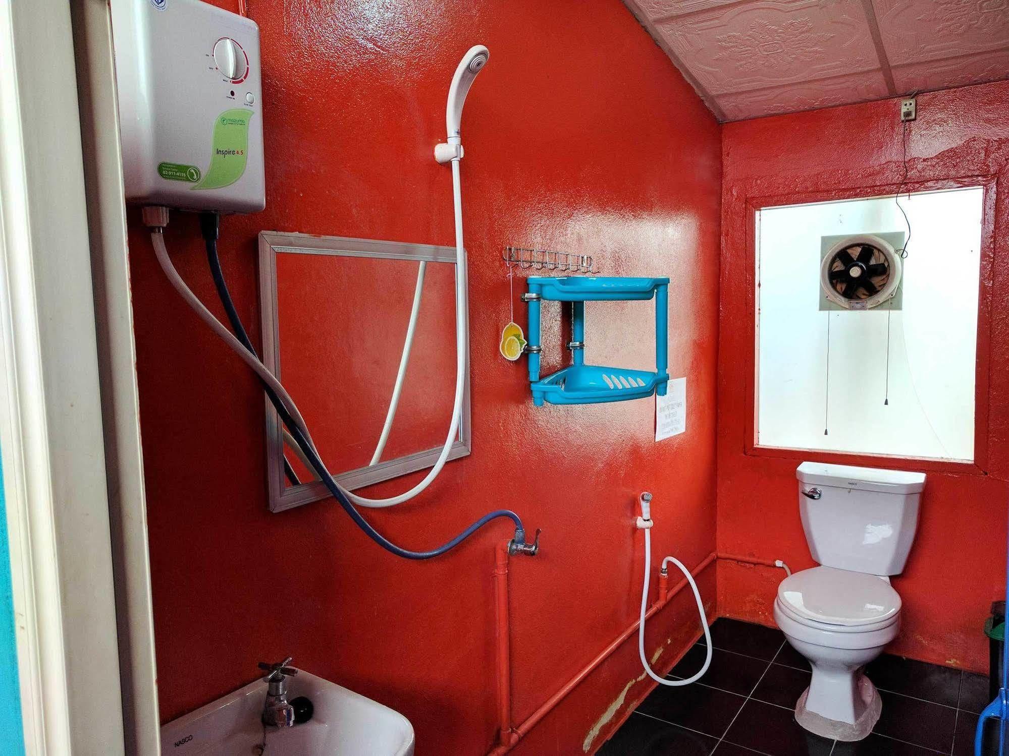 Funky Box Hostel Chiang Khong Exterior foto