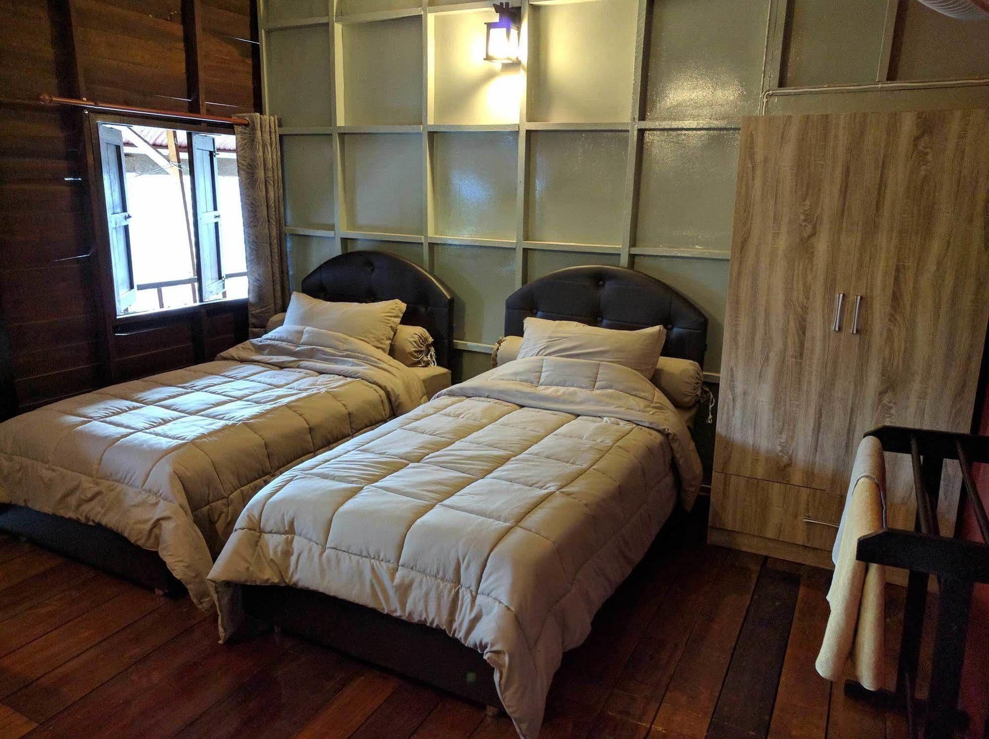 Funky Box Hostel Chiang Khong Exterior foto